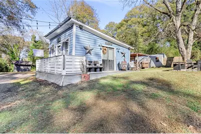 215 Johnson Street, Hogansville, GA 30230 - Photo 2