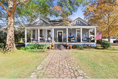 215 Johnson Street, Hogansville, GA 30230 - Photo 1