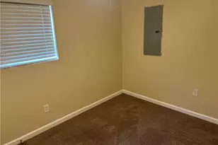 1214 Mannbrook Dr, Stone Mountain, GA 30083 - Photo 12