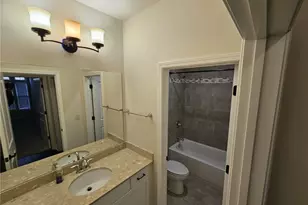 3920 Glenview Club Ln, Duluth, GA 30097 - Photo 32