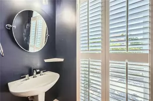 2426 Vivian Cir, Decatur, GA 30030 - Photo 14