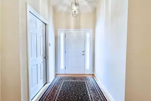535 Suwanee E Dr, Lawrenceville, GA 30043 - Photo 2