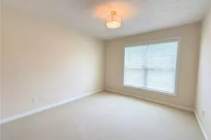 535 Suwanee E Dr, Lawrenceville, GA 30043 - Photo 18