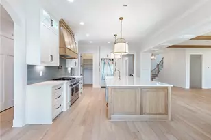 5450 N Richland Creek St, Buford, GA 30518 - Photo 12