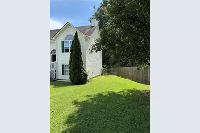 3903 Doe Run Drive, Powder Springs, GA 30127 - Photo 4