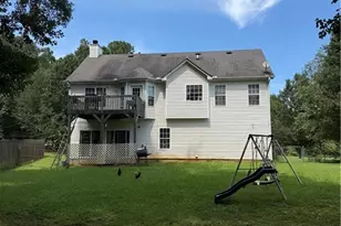 3903 Doe Run Dr, Powder Springs, GA 30127 - Photo 10