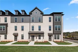 204 Daybreak Ln, Newnan, GA 30265 - Photo 2