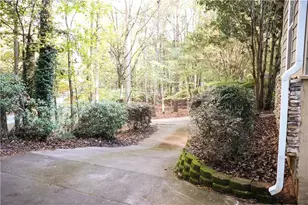 346 E River Bend Dr E, Eatonton, GA 31024 - Photo 14