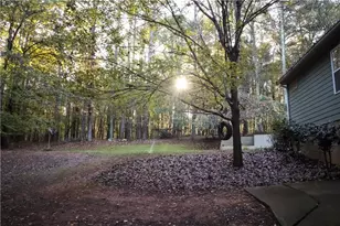 346 E River Bend Dr E, Eatonton, GA 31024 - Photo 6