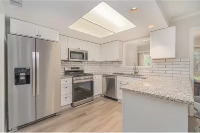 31 Muncy Court SE, Smyrna, GA 30080 - Photo 4