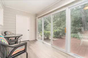 31 Muncy Ct SE, Smyrna, GA 30080 - Photo 6