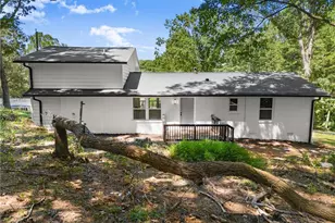 5871 Dolvin Ln, Buford, GA 30518 - Photo 36