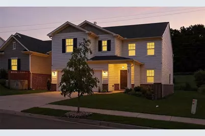 290 Hyde Park, Winder, GA 30680 - Photo 2