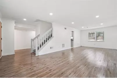 5320 Kelleys Creek Drive, Stone Mountain, GA 30088 - Photo 6