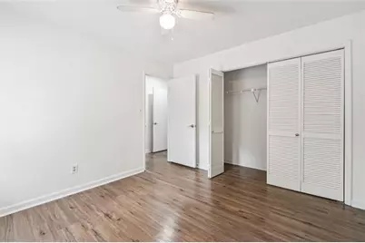 5320 Kelleys Creek Drive, Stone Mountain, GA 30088 - Photo 20