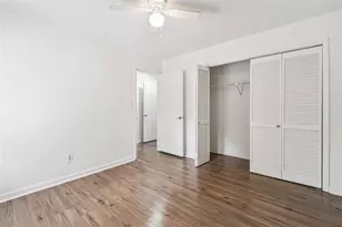 5320 Kelleys Creek Dr, Stone Mountain, GA 30088 - Photo 20