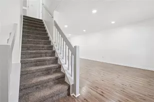 5320 Kelleys Creek Dr, Stone Mountain, GA 30088 - Photo 4