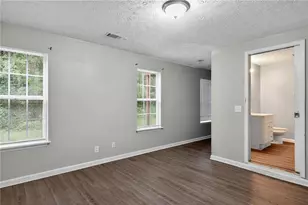 5470 Twin Lakes Dr, Atlanta, GA 30349 - Photo 12