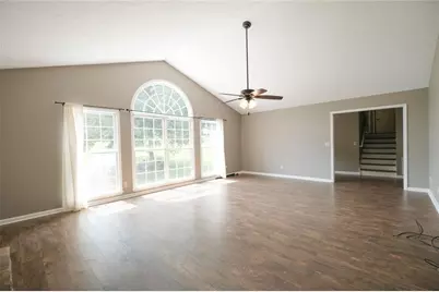 151 Springwater Trace, Woodstock, GA 30188 - Photo 4