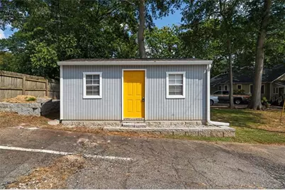 1701 Hawthorne Avenue, Atlanta, GA 30337 - Photo 16