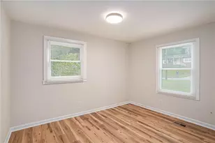 938 Rebel Forest Dr SE, Atlanta, GA 30315 - Photo 18