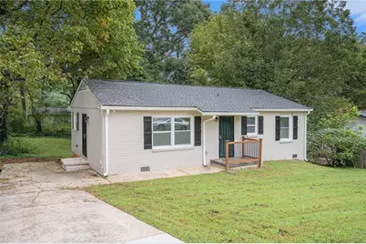 938 Rebel Forest Drive SE, Atlanta, GA 30315 - Photo 1