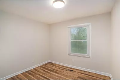 938 Rebel Forest Drive SE, Atlanta, GA 30315 - Photo 22