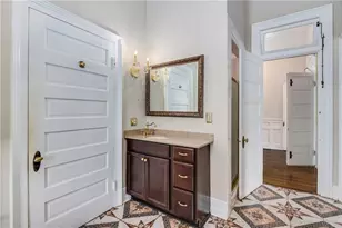 531 Thomaston St, Barnesville, GA 30204 - Photo 32