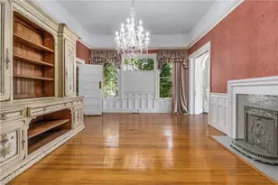 531 Thomaston St, Barnesville, GA 30204 - Photo 16