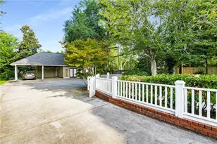 531 Thomaston St, Barnesville, GA 30204 - Photo 58
