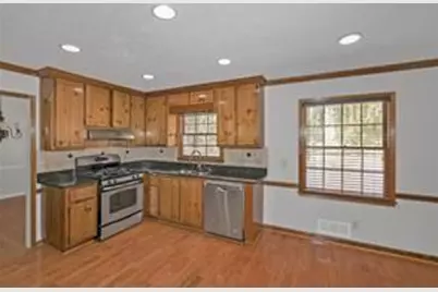 1038 Seven Springs Circle, Marietta, GA 30068 - Photo 12