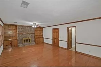 1038 Seven Springs Circle, Marietta, GA 30068 - Photo 14