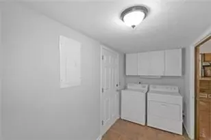 1038 Seven Springs Circle, Marietta, GA 30068 - Photo 16