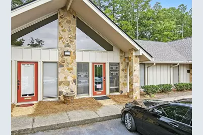 11285 Elkins Road #B3, Roswell, GA 30076 - Photo 10