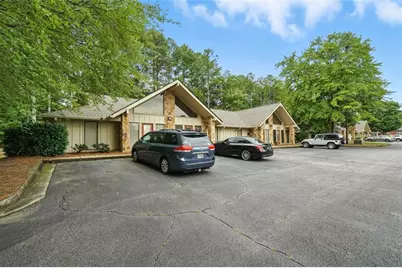 11285 Elkins Road #B3, Roswell, GA 30076 - Photo 20