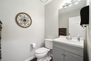 11285 Elkins Rd, Roswell, GA 30076 - Photo 20