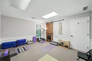 11285 Elkins Rd, Roswell, GA 30076 - Photo 20