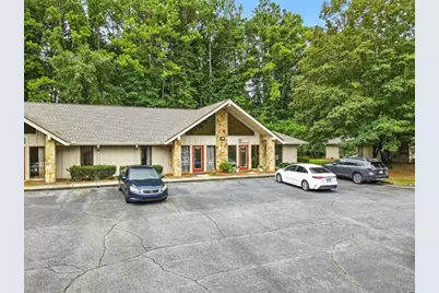 11285 Elkins Road #D2, Roswell, GA 30076 - Photo 4