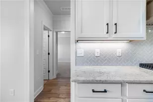 446 Banff Dr, Winder, GA 30680 - Photo 14