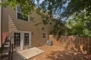 806 Brighton Point, Atlanta, GA 30328 - Photo 4