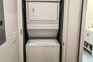 858 Charles Allen Dr NE, Atlanta, GA 30308 - Photo 32