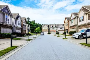 2295 Bellyard Dr, Buford, GA 30519 - Photo 4