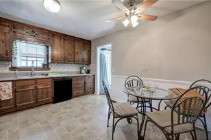 4573 Westview Dr, Powder Springs, GA 30127 - Photo 10