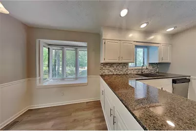 3218 Holly Mill Run, Marietta, GA 30062 - Photo 6