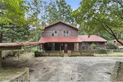 18 Swan Circle SE, White, GA 30184 - Photo 2