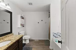 3044 Saddle Creek Dr, Gainesville, GA 30507 - Photo 14