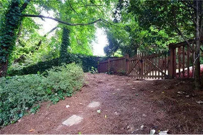 905 Lancaster Way, Atlanta, GA 30328 - Photo 32