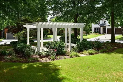 905 Lancaster Way, Atlanta, GA 30328 - Photo 34