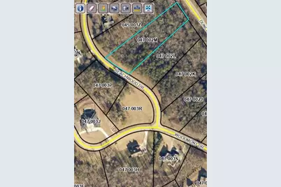 240 Woodmont Drive, Cornelia, GA 30531 - Photo 2