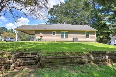 589 Linda Lane, Powder Springs, GA 30127 - Photo 4